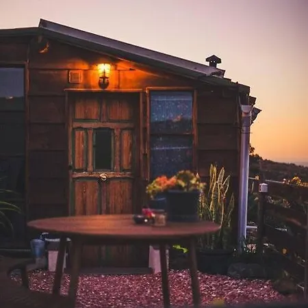 Romantic Eco Retreat Holiday home *